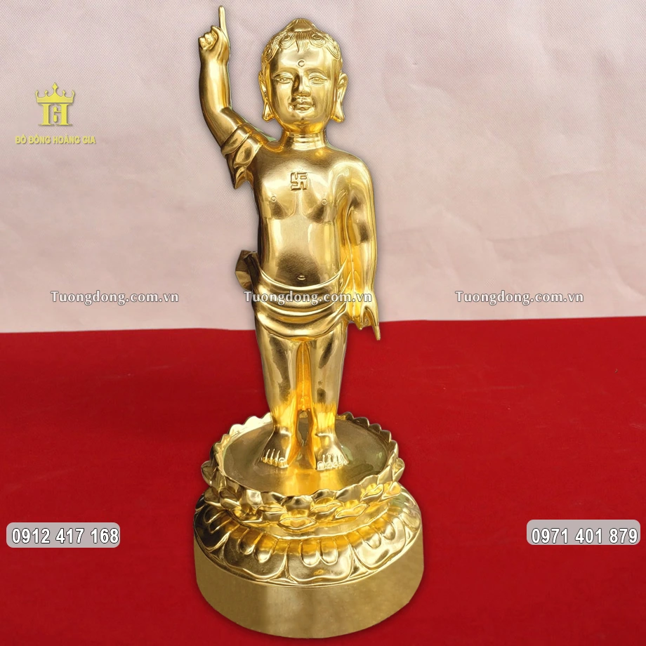 Toàn bộ bề mặt được dát vàng 9999 sang trọng, cao cấp